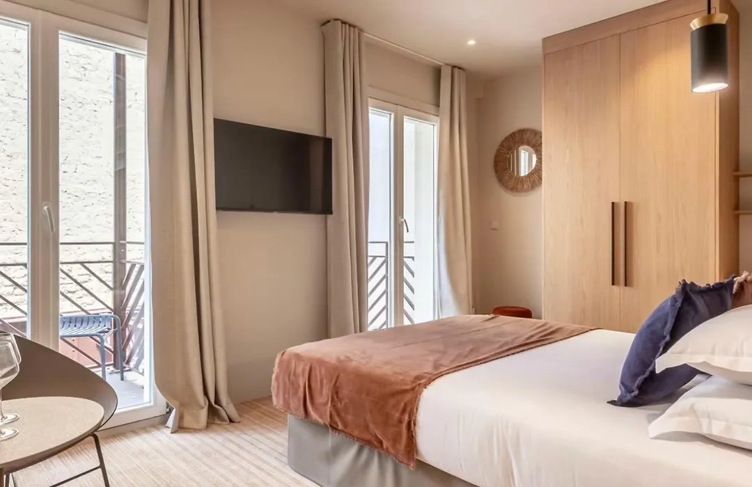 Suites Fl By Sweett-1